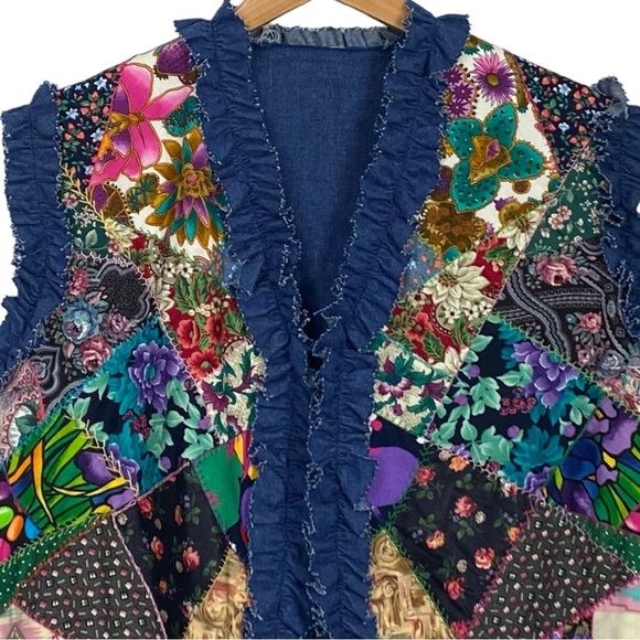 Handmade patchwork vest - Picture 5 of 9